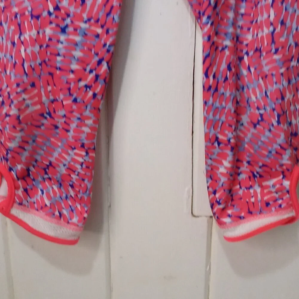 Old Navy Active Capri Leggings Girls L 10-12 Athletic Pattern Pink Blue